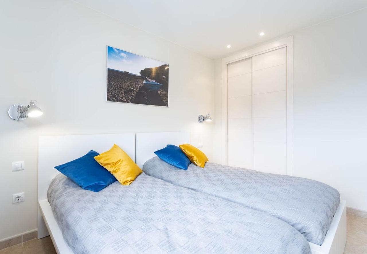 Sunny Castillo Apartment Costa De Antigua Ngoại thất bức ảnh